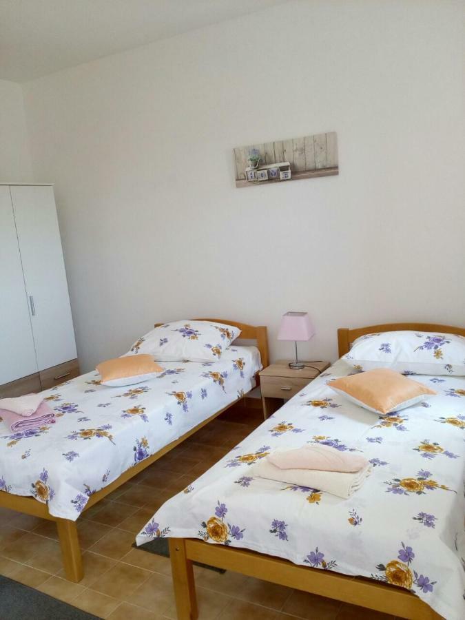 Apartman Knapic Koromacno Ngoại thất bức ảnh